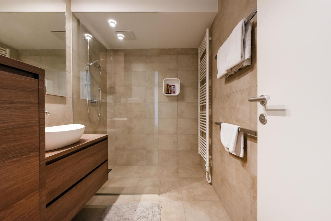 Stylisches Apartment In Zentraler Gruenruhelage Mit Garagenplatz Vienna Luaran gambar